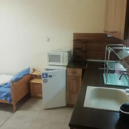 Casa de hóspedes Ceco 3*